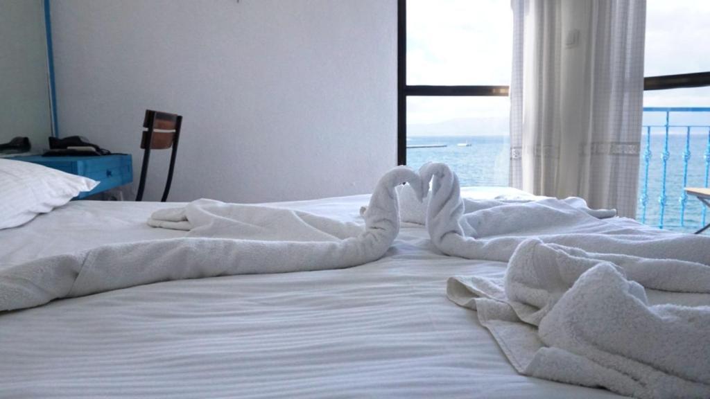 Marin Hotel Çeşme Extérieur photo