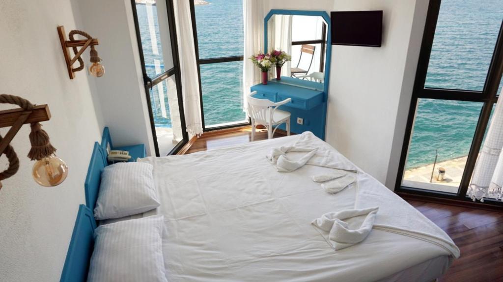Marin Hotel Çeşme Extérieur photo