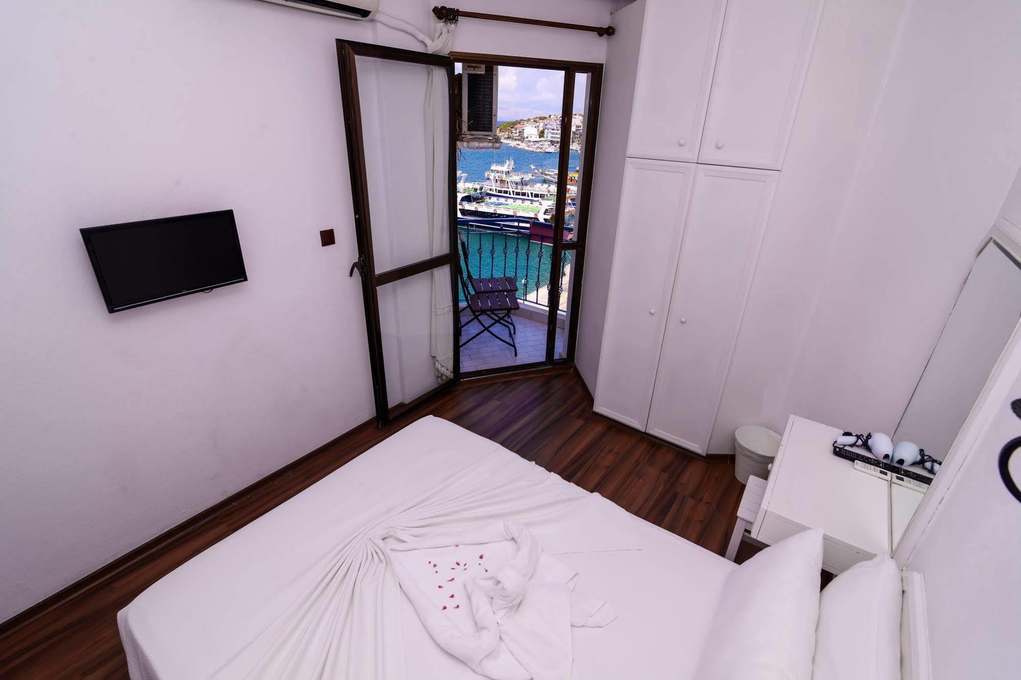 Marin Hotel Çeşme Extérieur photo